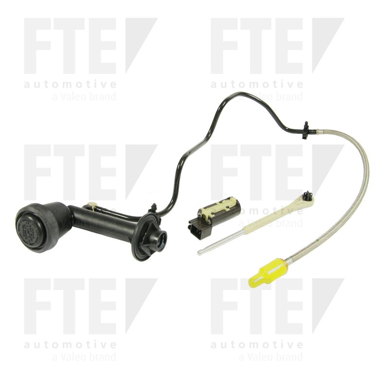 FTE 5202018 Clutch Master Cylinder and Line Assembly