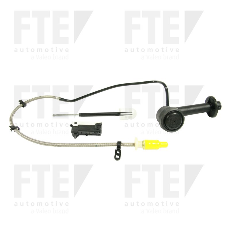 FTE 5207918 Clutch Master Cylinder and Line Assembly