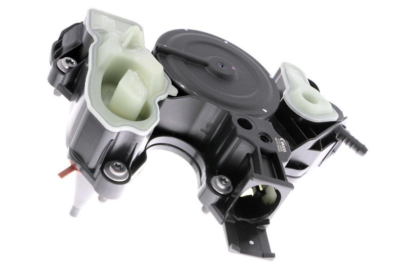 Vaico V10-4696 Engine Crankcase Vent Valve