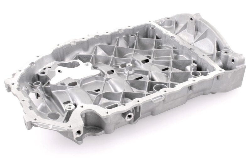 Vaico V10-4746 Engine Oil Pan - Upper